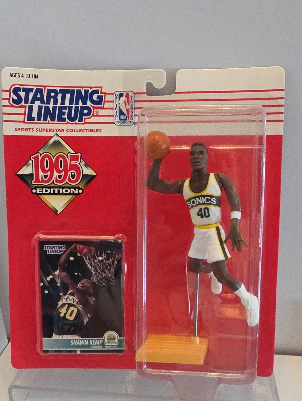1995 Starting Lineup Shawn Kemp Seattle Super Sonics Figure -Unopened Package